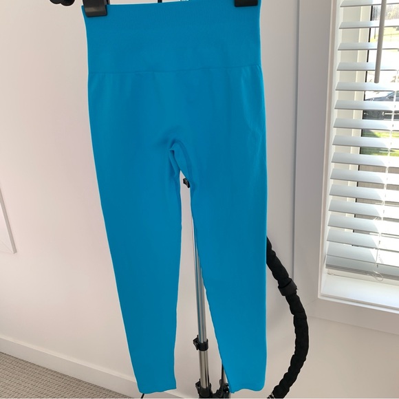 First Health Apparel Enhance Leggings Colour Aqua Size XS - Picture 4 of 8